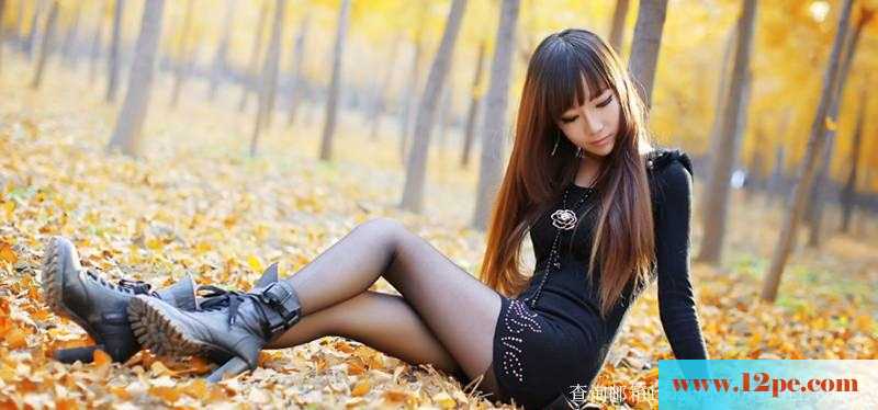 新晋白皙美腿美女(11P)