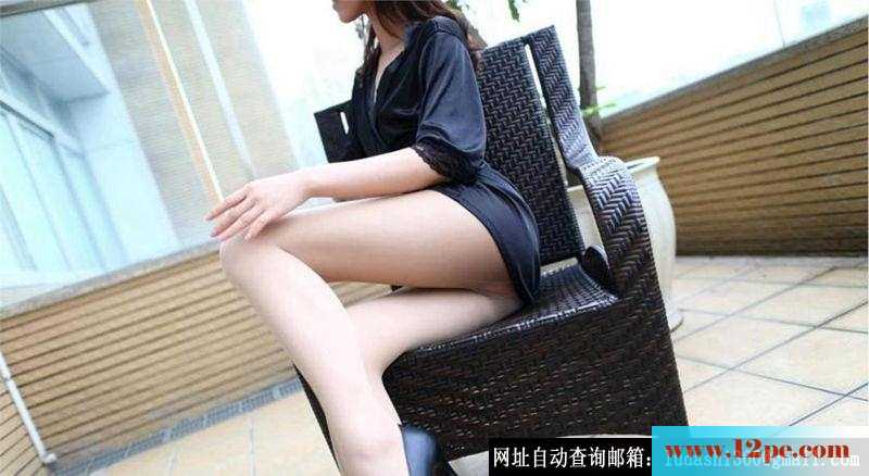 性感白色丝袜美腿诱惑，不说了先让我撸一发吧