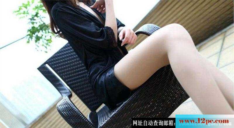 性感白色丝袜美腿诱惑，不说了先让我撸一发吧