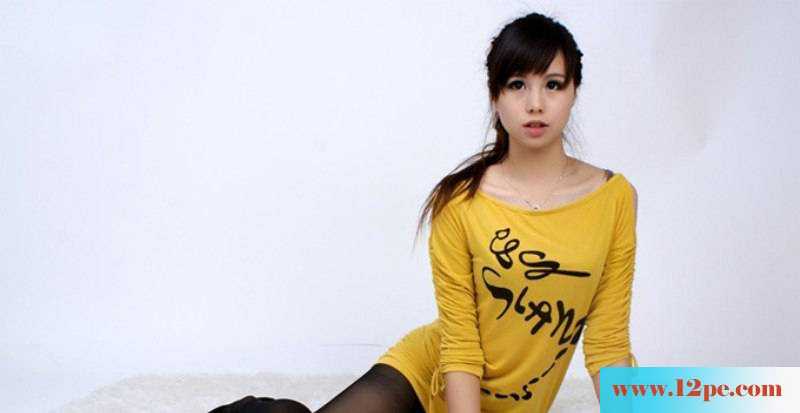 性感黄衣黑丝美女挡不住的诱惑(12P)