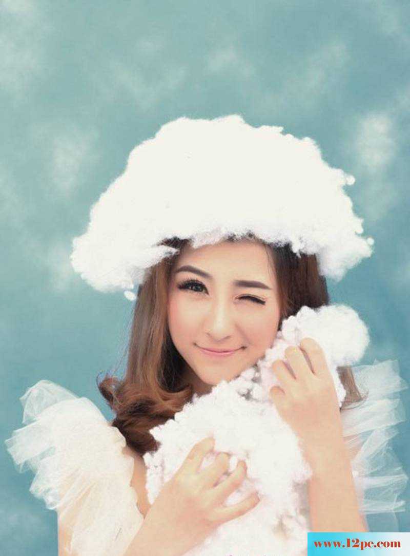 雪白的美女公主照片好清纯(10P)