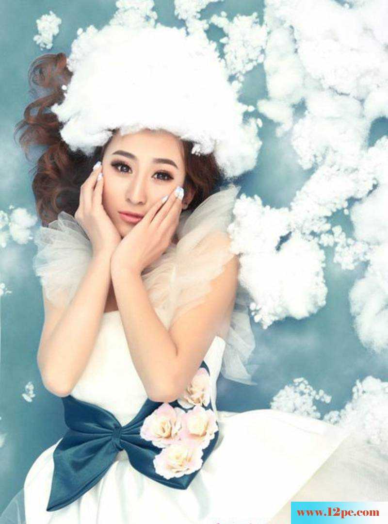 雪白的美女公主照片好清纯(10P)