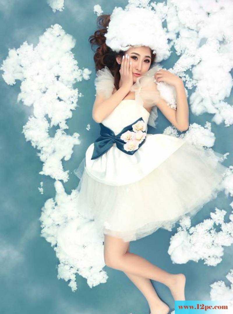 雪白的美女公主照片好清纯(10P)