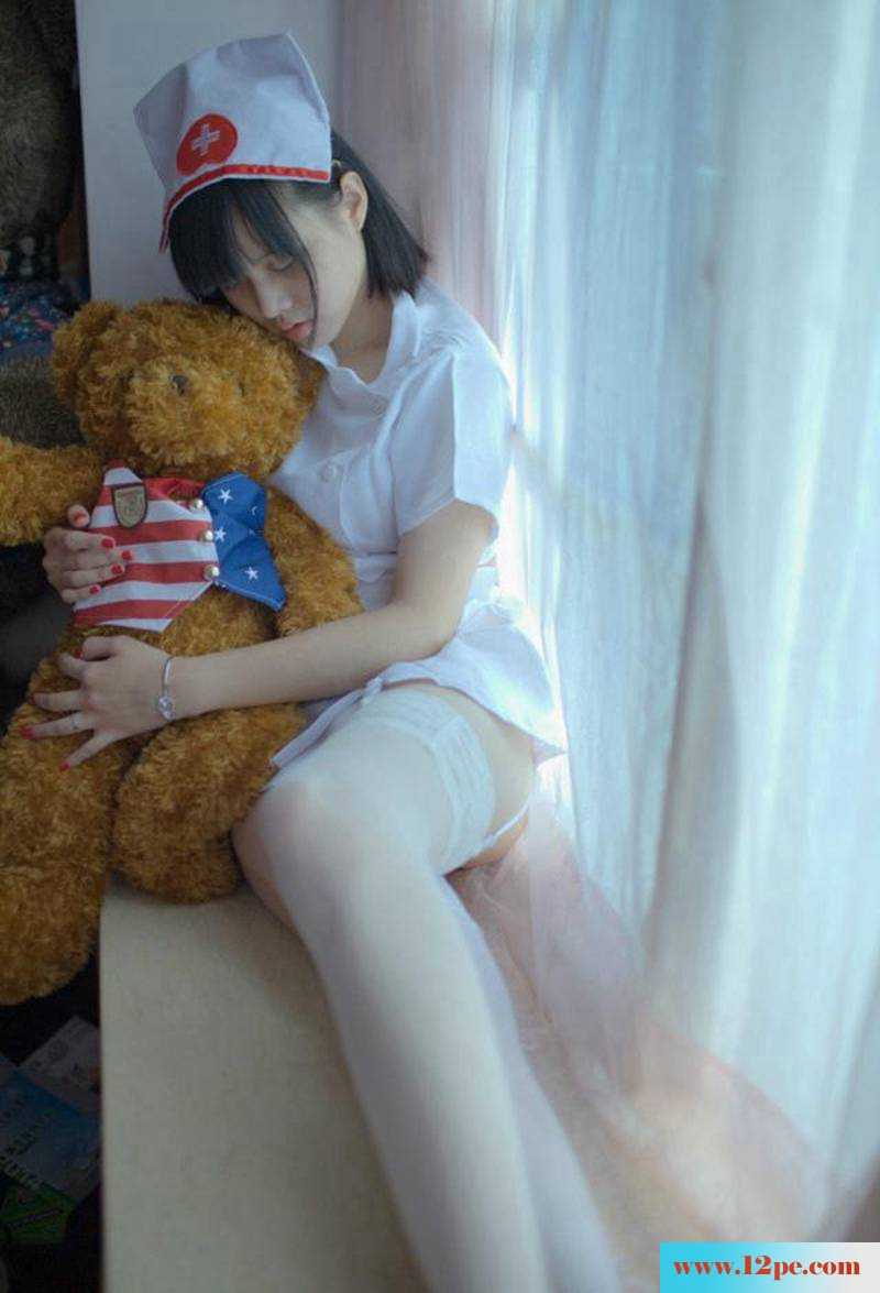 妖艳护士制服你经得起诱惑幺(18P)