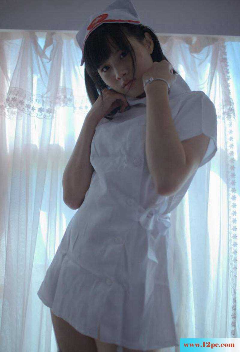 妖艳护士制服你经得起诱惑幺(18P)