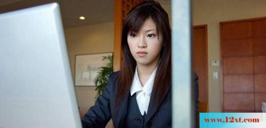 宾馆里制服丝袜美女诱惑迷人照(10P)