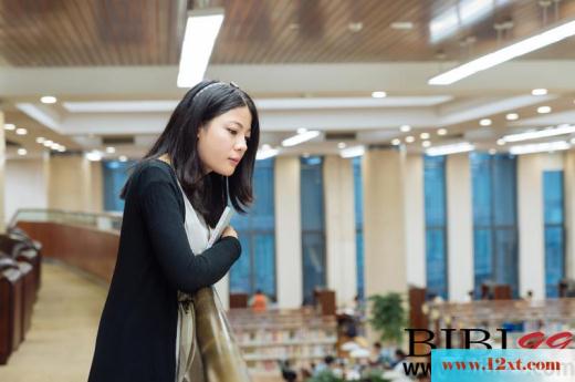 大学图书馆里的小妹-甜吧【22P】