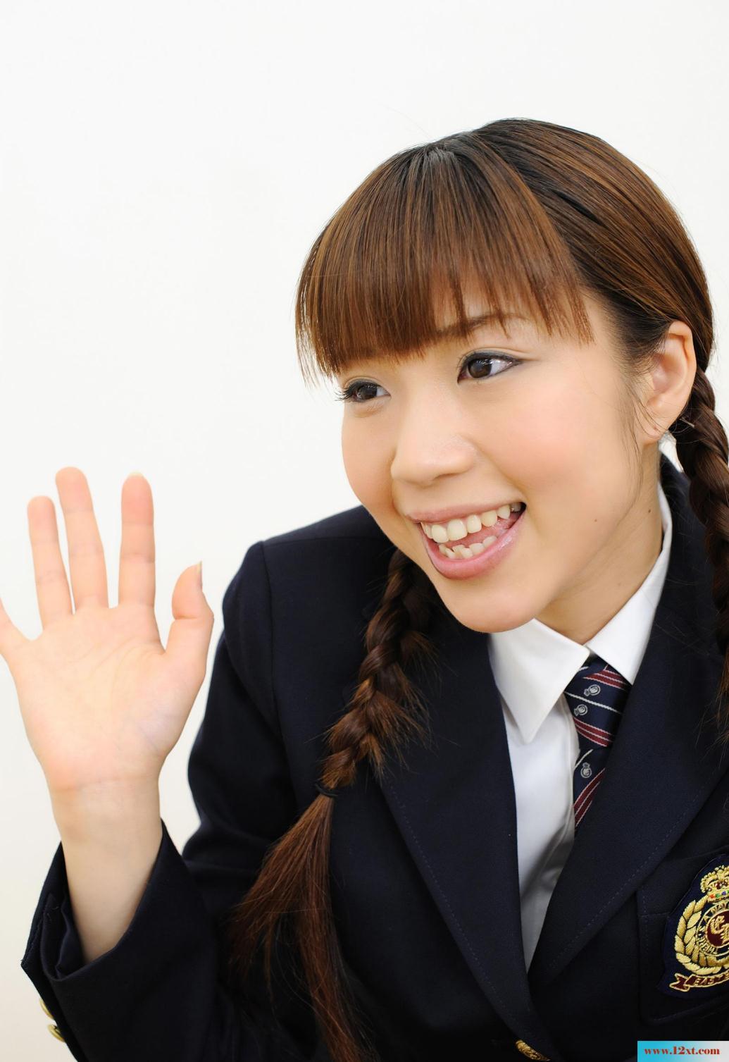 岛国的学生妹制服让人就有冲动-【55P】