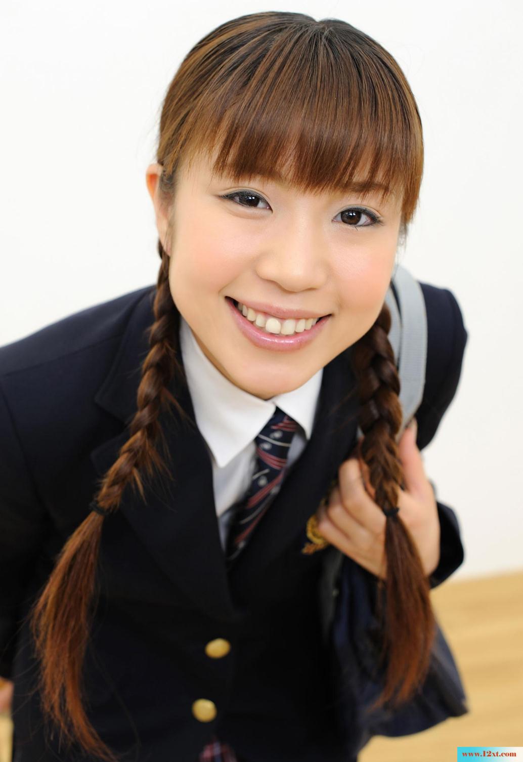 岛国的学生妹制服让人就有冲动-【55P】