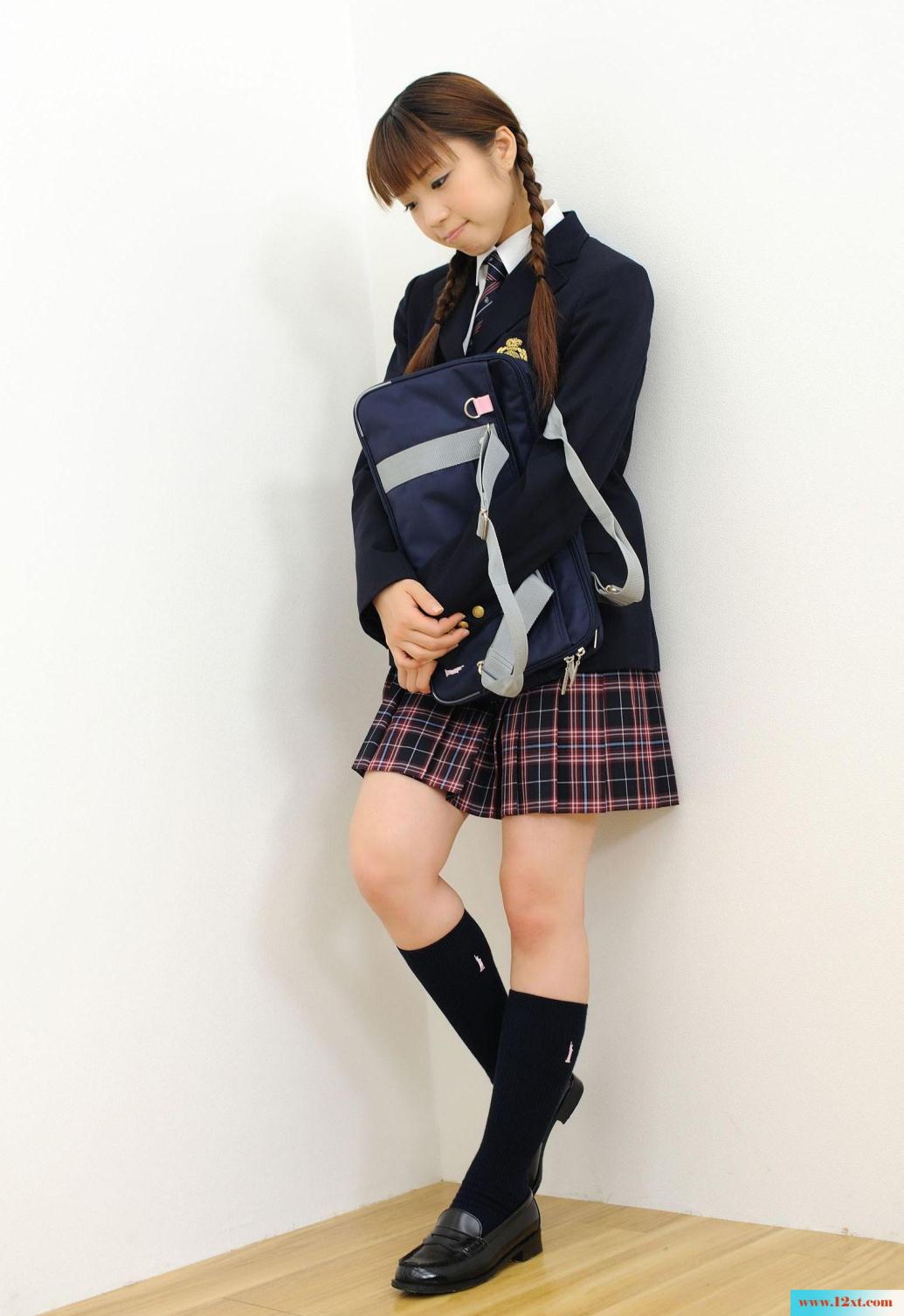 岛国的学生妹制服让人就有冲动-【55P】