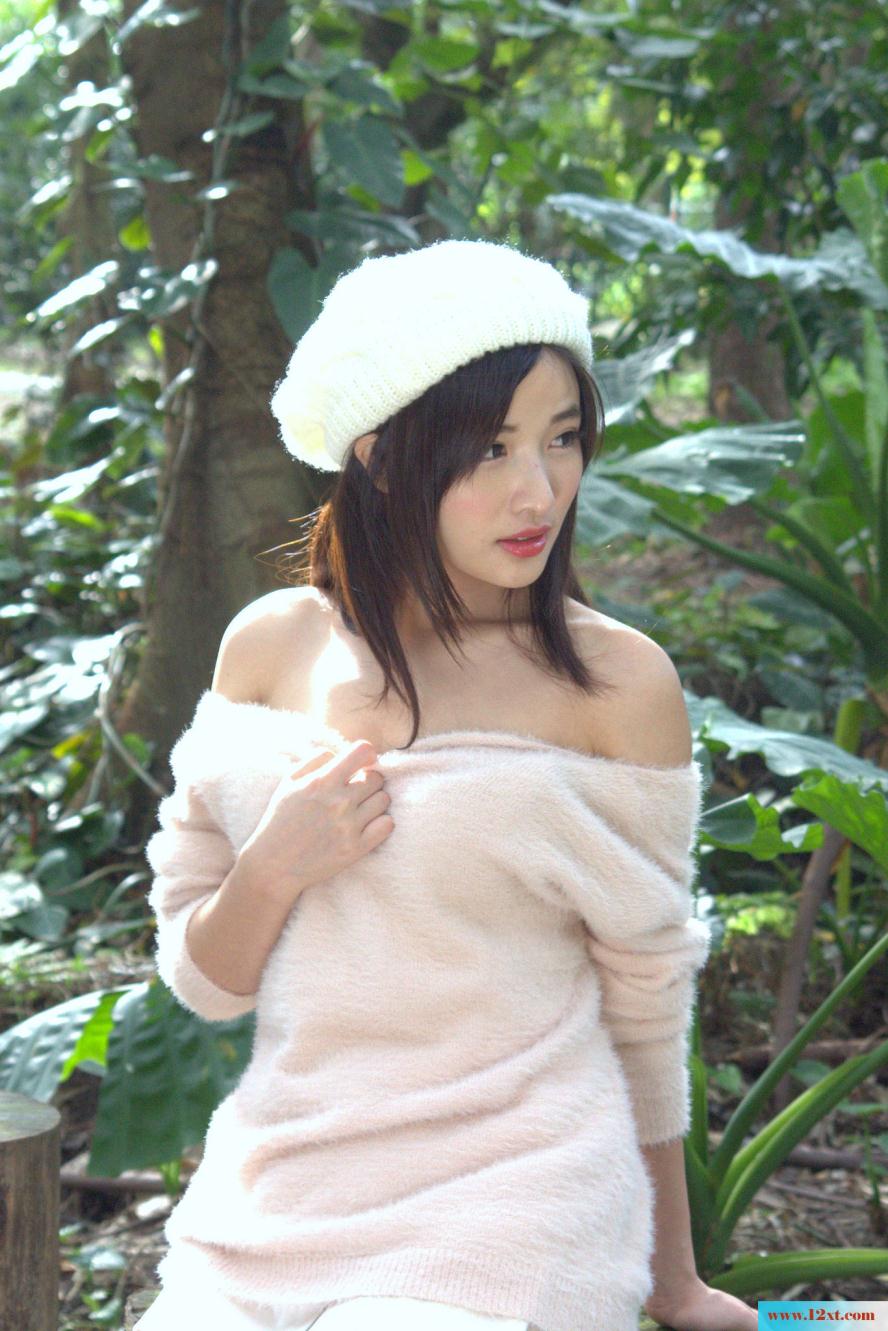 滴水观音和性感的白毛衣i-【25P】
