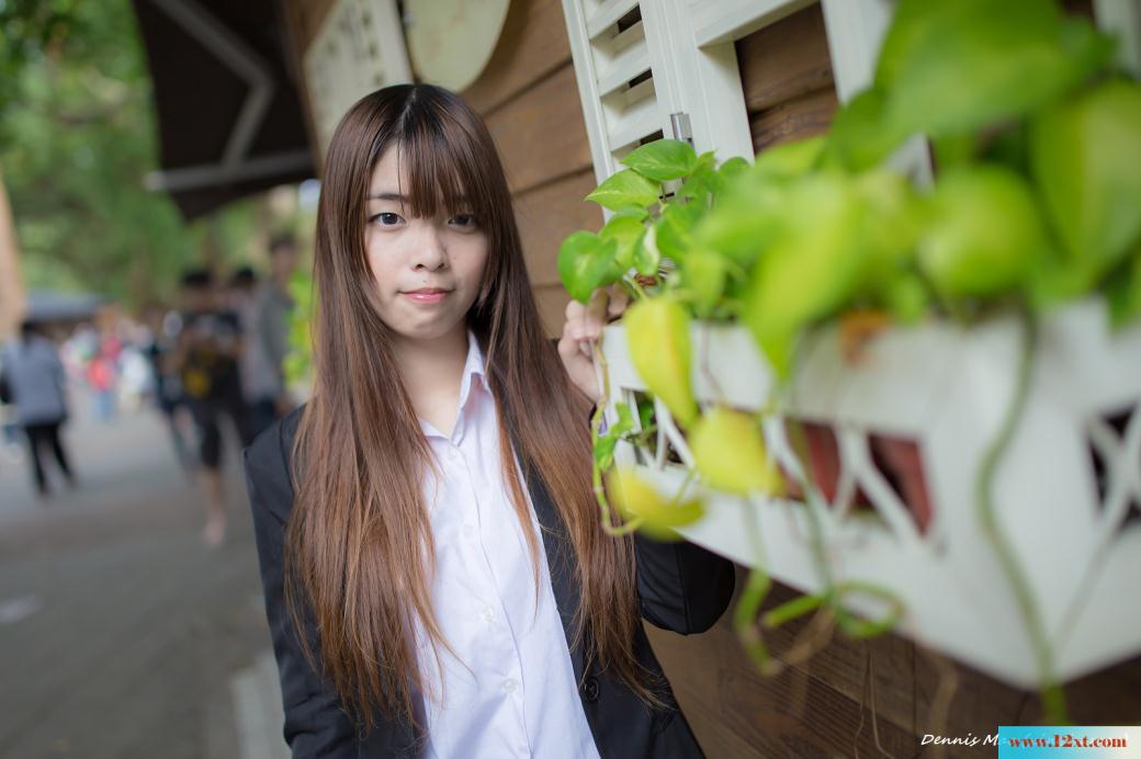 黑色的学生制服-高挑的妹砸