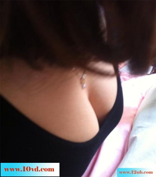 大胸人妻(9P)