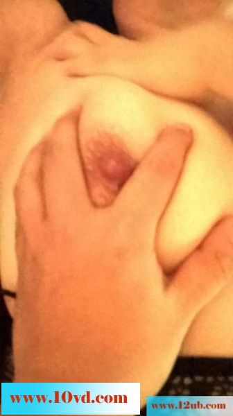 丰乳肥臀必操之，真假阳具一起上。手势验证(