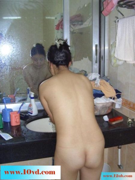 风骚邻家人妻的淫乱性生活自拍(10P)