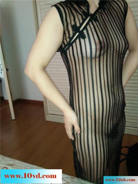 复古情趣衣衫衬托出媳妇的女性之柔美(18P)