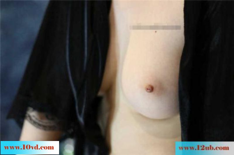 光与影的结合使娇嫩的身体完美呈现-!-!(10P)