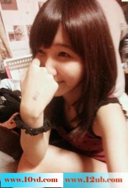 害羞的萝莉妹子-(11P)