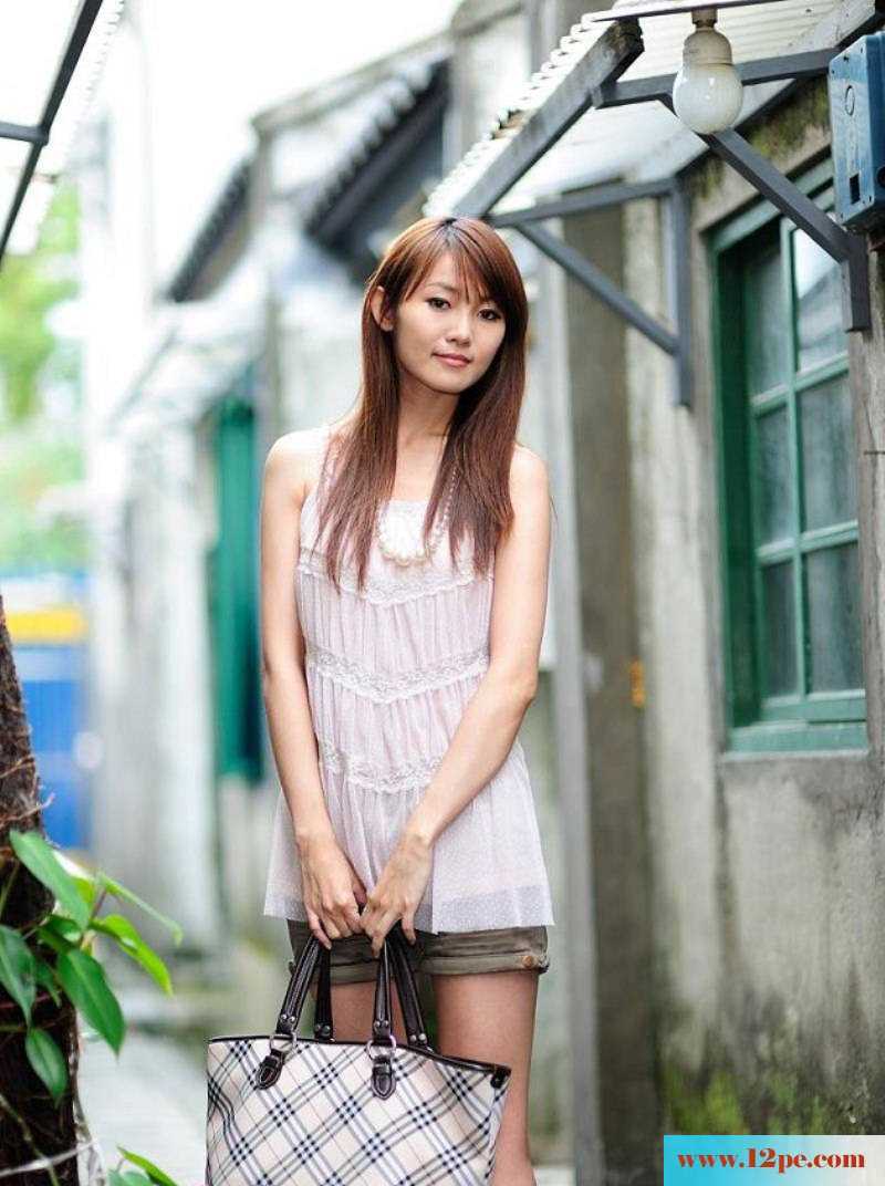 安安的玉腿诱惑甚是抢眼(14P)