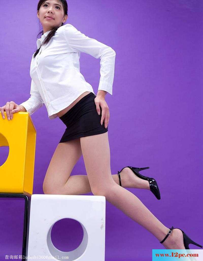 白领丽人丝袜美腿(18P)