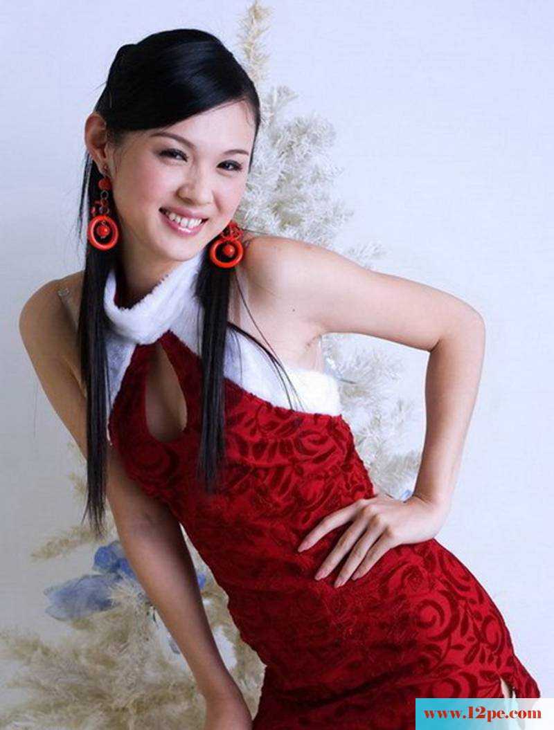 白色的圣诞节红色的美人(16P)