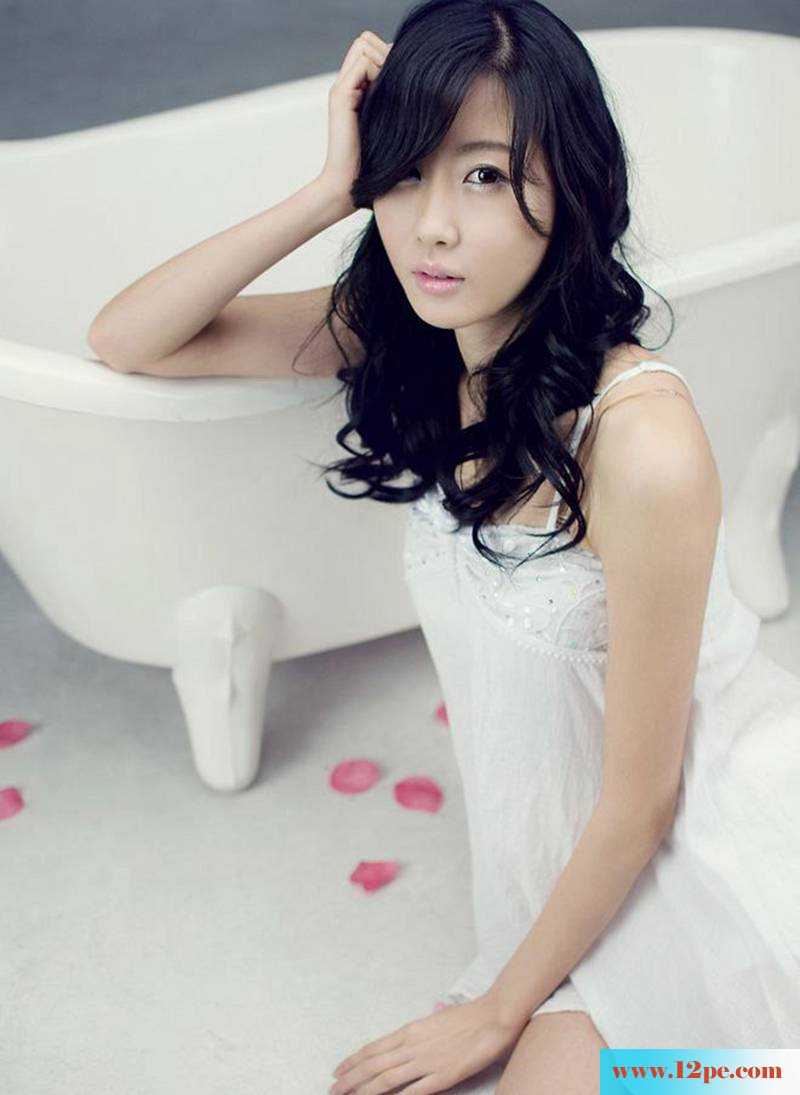 长腿美女甜美惹人爱(11P)