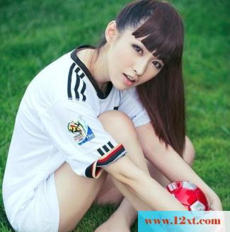 野火的性感足球宝贝的诱惑-【12P】
