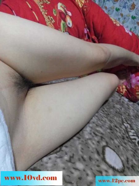 黑逼少妇内射淫水直流，长腿丝袜诱惑，有验证
