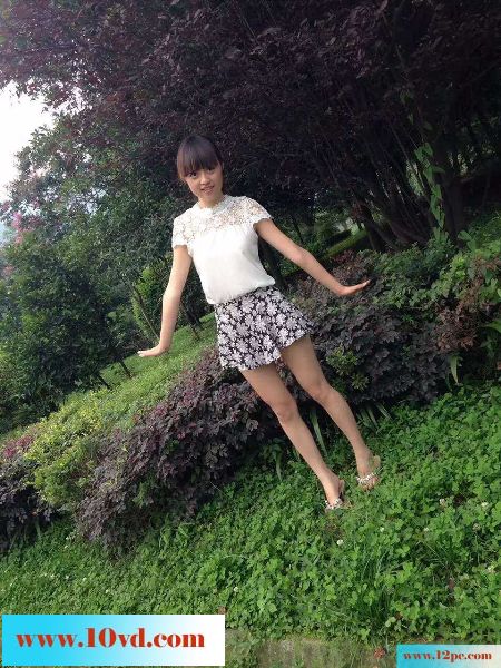 卖手机的美腿女友(27P)