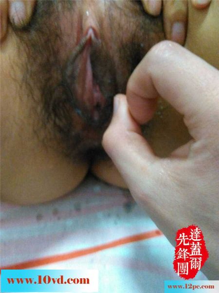 没想到公司的前台还是只超大鲍鱼，我手指插进