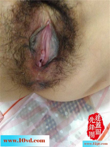 没想到公司的前台还是只超大鲍鱼，我手指插进