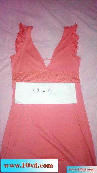 妹妹喜欢按摩棒(14P)