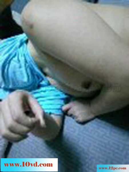 妹子为码求操，乳交和做爱后精彩演绎臀射(29P