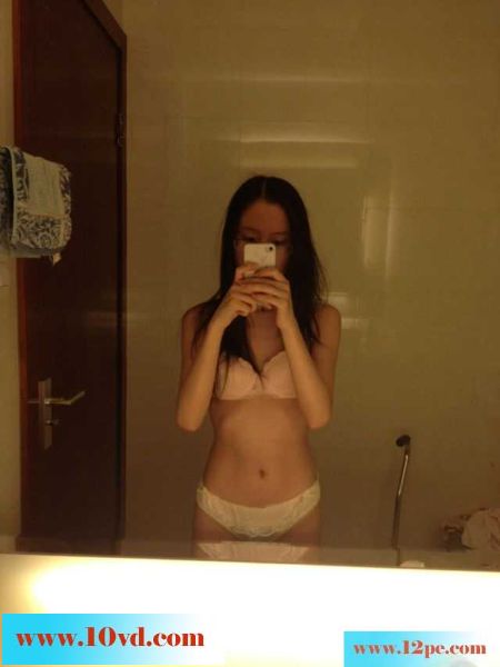 南京大学金陵学院的学妹(24P)