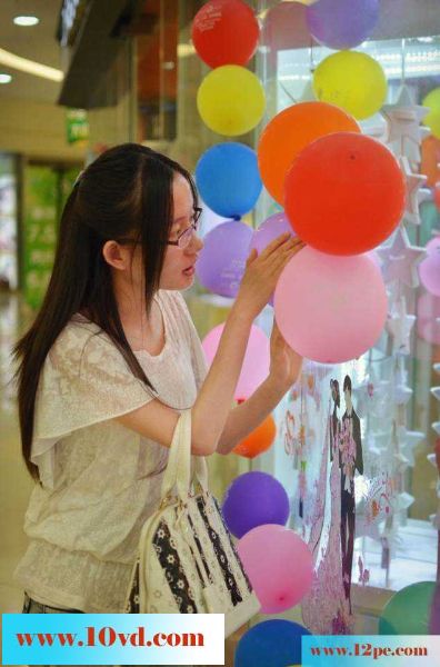 南京大学金陵学院的学妹(24P)