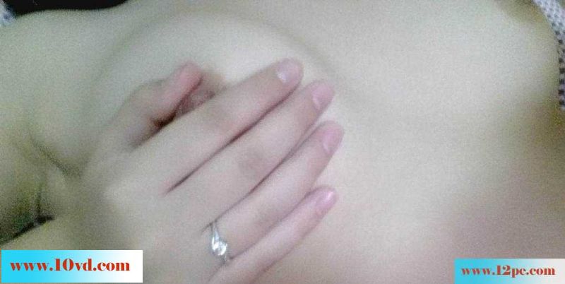 嫩嫩女孩手机拍照(22P)