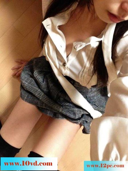 女友的校服诱惑(10P)