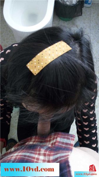 女追男隔层纱，倒追我的女生为我吹喇叭(13P)