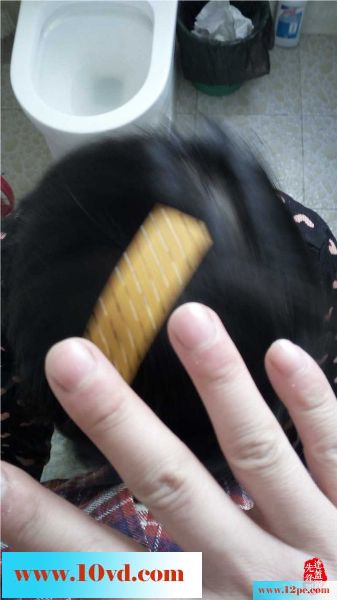 女追男隔层纱，倒追我的女生为我吹喇叭(13P)