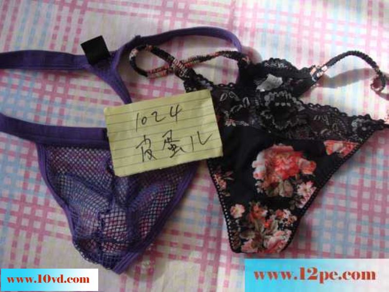 皮蛋夫妇情趣内衣展示比美(28P)