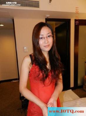 露脸美女自拍裸照(16P)