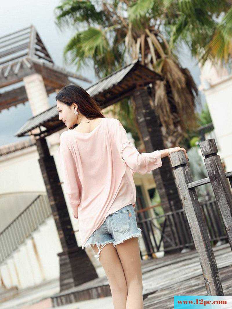 高挑的美女凯蒂的三亚行(17P)