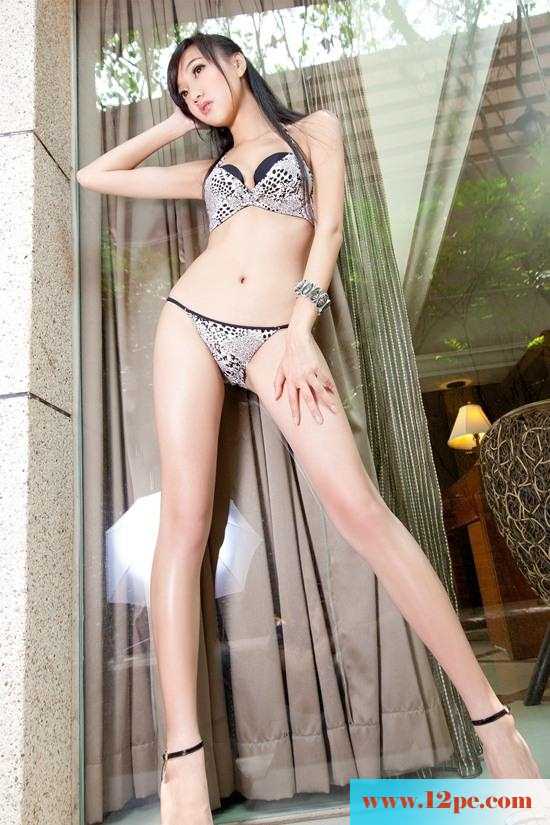 好迷人的美貌性感比基尼白嫩修长美腿(12P)