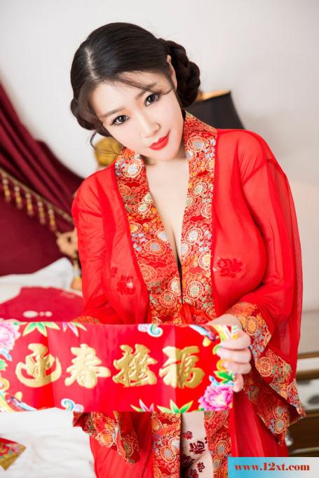 大肚兜女神红衫酥胸翘臀极致诱惑【50P】