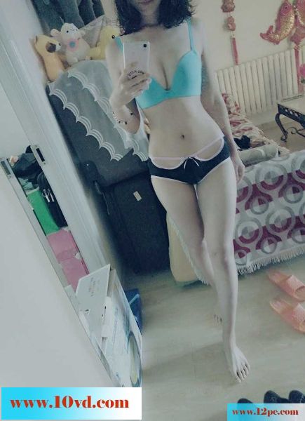 入手极品学生妹妹，身材好到爆(19P)