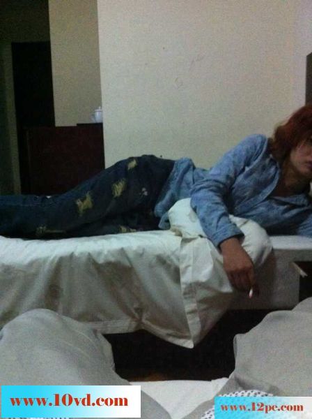 骚逼女人勾引我(10P)