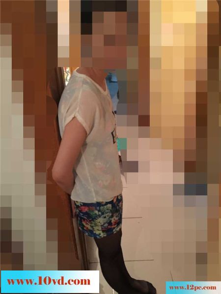 上了一个在餐厅服务员打工小妹(13P)