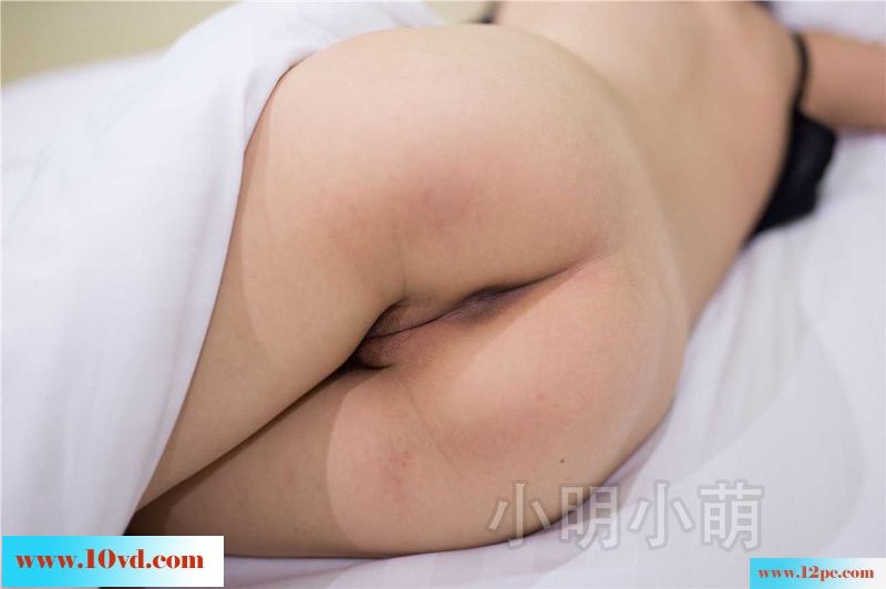 十八未满，少女写真。(65P)