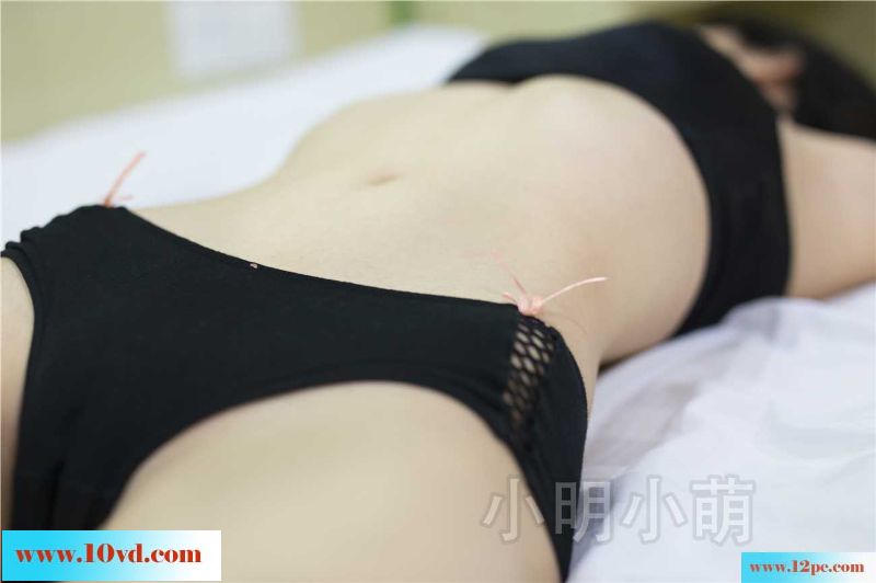 十八未满，少女写真。(65P)