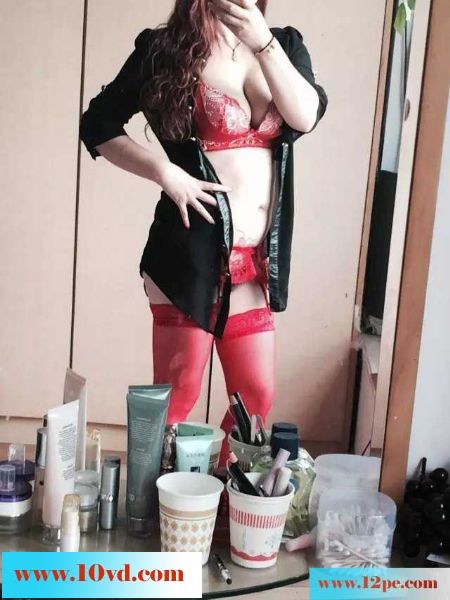 熟女姐姐总喜欢来勾引我又是丝袜又是高跟(15p